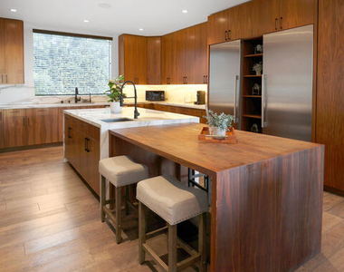 8514 Franklin Avenue - Photo Thumbnail 18