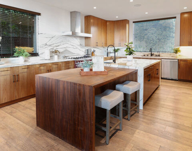 8514 Franklin Avenue - Photo Thumbnail 20