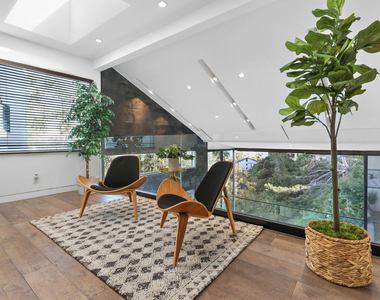 8514 Franklin Avenue - Photo Thumbnail 22