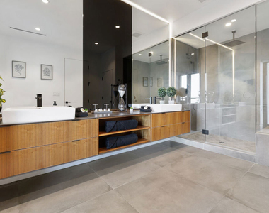 8514 Franklin Avenue - Photo Thumbnail 31