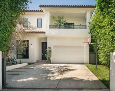 333 N Croft Avenue - Photo Thumbnail 13