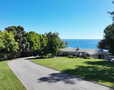 32440 Pacific Coast Highway - Photo Thumbnail 2