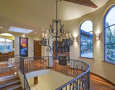 1150 Pine St - Photo Thumbnail 29