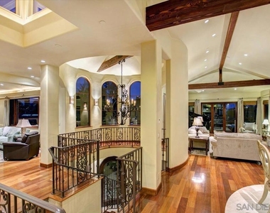 1150 Pine St - Photo Thumbnail 4