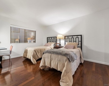 307 Prospect St - Photo Thumbnail 12