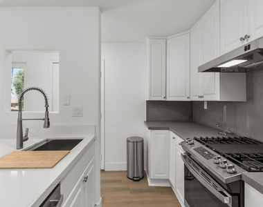 72629 Edgehill Drive - Photo Thumbnail 17