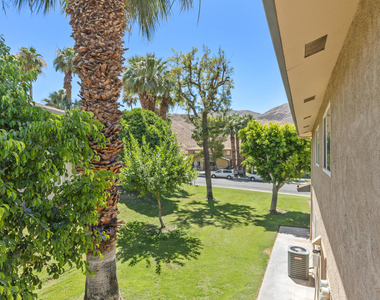 72629 Edgehill Drive - Photo Thumbnail 4
