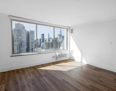 417 East 57th Street, Unit 4a - Photo Thumbnail 2