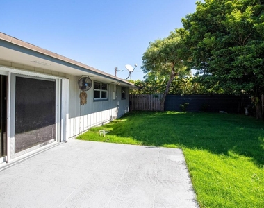 187 Auburn Drive - Photo Thumbnail 15