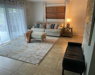 187 Auburn Drive - Photo Thumbnail 1