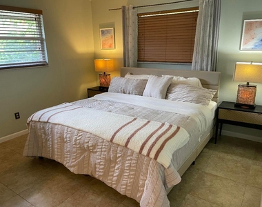 187 Auburn Drive - Photo Thumbnail 7