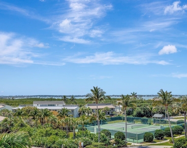 1555 Ne Ocean Boulevard - Photo Thumbnail 19