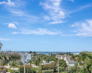 1555 Ne Ocean Boulevard - Photo Thumbnail 20