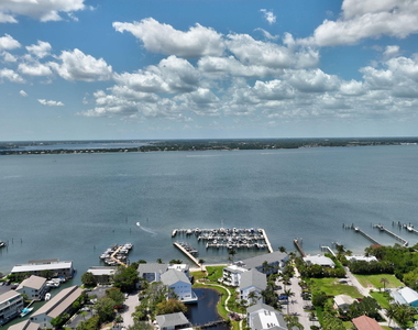 1555 Ne Ocean Boulevard - Photo Thumbnail 33