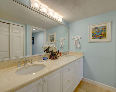 1555 Ne Ocean Boulevard - Photo Thumbnail 25