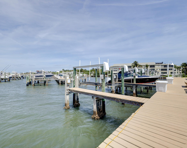 1555 Ne Ocean Boulevard - Photo Thumbnail 37