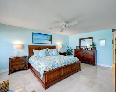 1555 Ne Ocean Boulevard - Photo Thumbnail 24