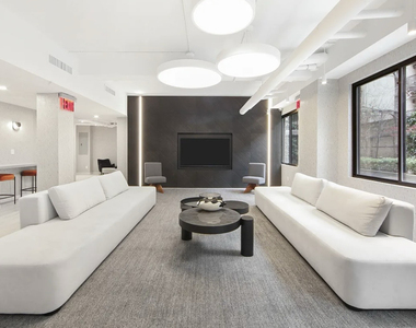 340 East 51st Street, Unit 005f - Photo Thumbnail 2
