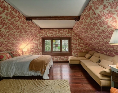 8 Old Park Road - Photo Thumbnail 18