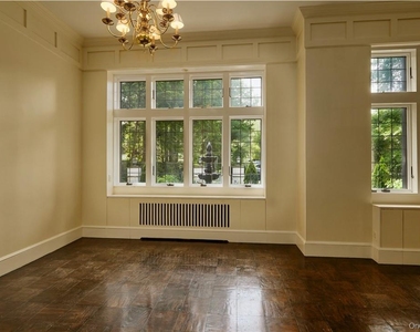 8 Old Park Road - Photo Thumbnail 6