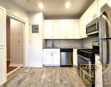 25-21 31st Avenue - Photo Thumbnail 2