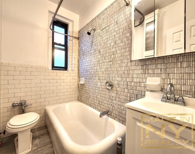 25-21 31st Avenue - Photo Thumbnail 6