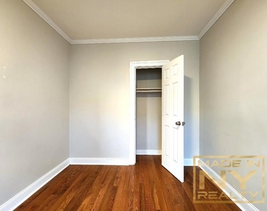 25-21 31st Avenue - Photo Thumbnail 4