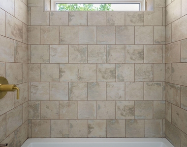 2609 Davis Ln - Photo Thumbnail 21