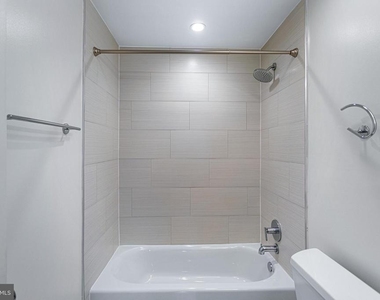 1219 K Street Ne - Photo Thumbnail 8