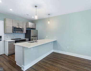 1219 K Street Ne - Photo Thumbnail 2