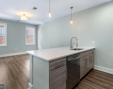 1219 K Street Ne - Photo Thumbnail 3