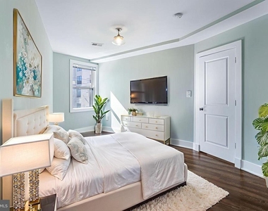 1219 K Street Ne - Photo Thumbnail 5