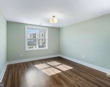 1219 K Street Ne - Photo Thumbnail 4