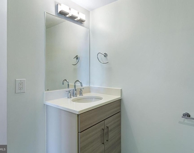 1219 K Street Ne - Photo Thumbnail 7