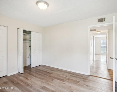 851 Bert Road - Photo Thumbnail 19