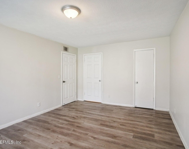 851 Bert Road - Photo Thumbnail 17
