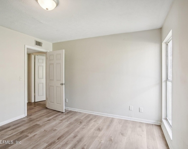 851 Bert Road - Photo Thumbnail 16