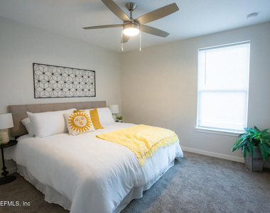 10109 Old St Augustine Road - Photo Thumbnail 11