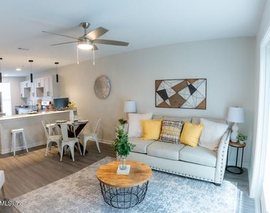10109 Old St Augustine Road - Photo Thumbnail 10