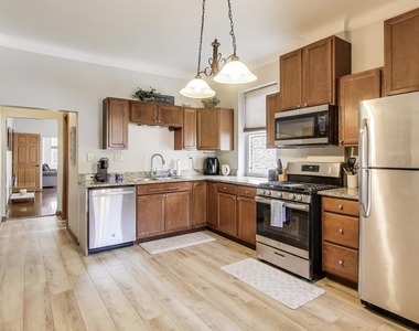 2720 W Polk Street - Photo Thumbnail 7
