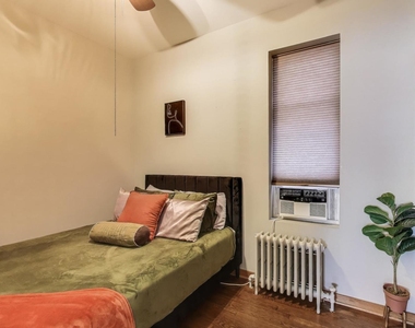 2720 W Polk Street - Photo Thumbnail 8