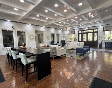 3425 Hampton Boulevard - Photo Thumbnail 8
