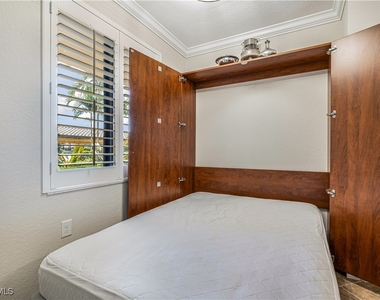 17981 Bonita National Boulevard - Photo Thumbnail 16