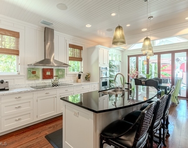 245 Broad Avenue S - Photo Thumbnail 24