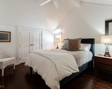 245 Broad Avenue S - Photo Thumbnail 39