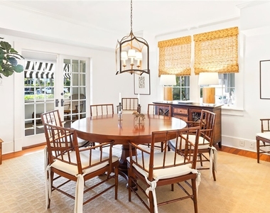 187 Broad Avenue S - Photo Thumbnail 7