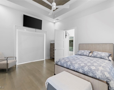 2961 Sanborn Avenue - Photo Thumbnail 26
