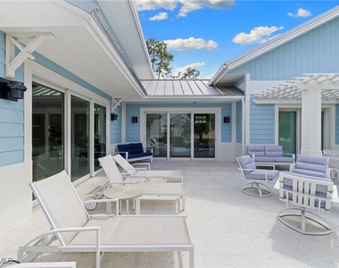2961 Sanborn Avenue - Photo Thumbnail 36