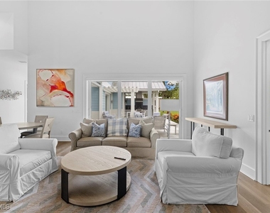 2961 Sanborn Avenue - Photo Thumbnail 7