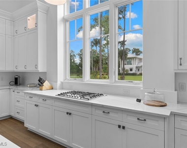 2961 Sanborn Avenue - Photo Thumbnail 20
